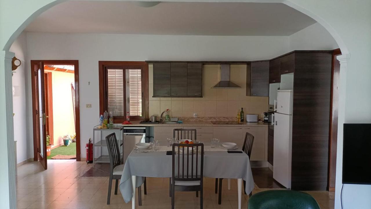 شقة Luxury Penthouse, 50M2 Terrace, Downtown سانتا كروز دي تينيريف المظهر الخارجي الصورة